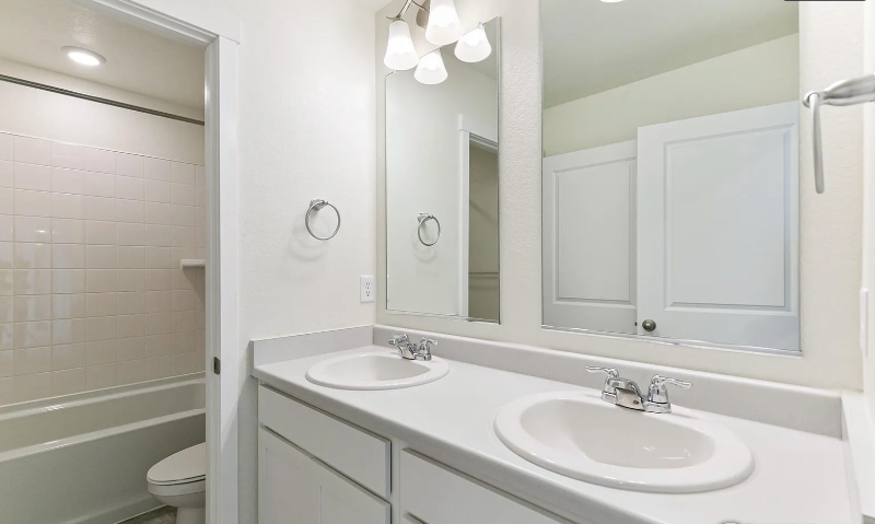 9900 Biscay St - Photo 7 of 17