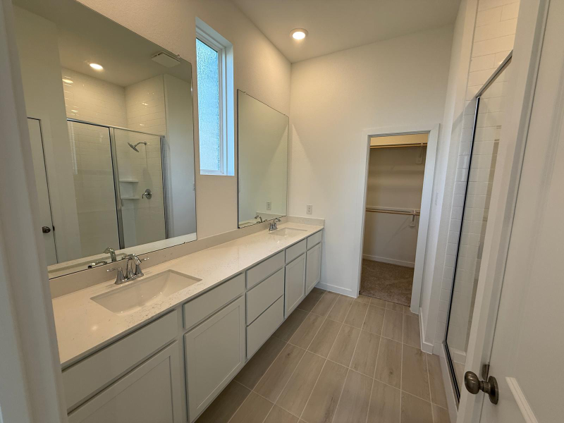 6423 Serenity Terrace Dr - Photo 4 of 20