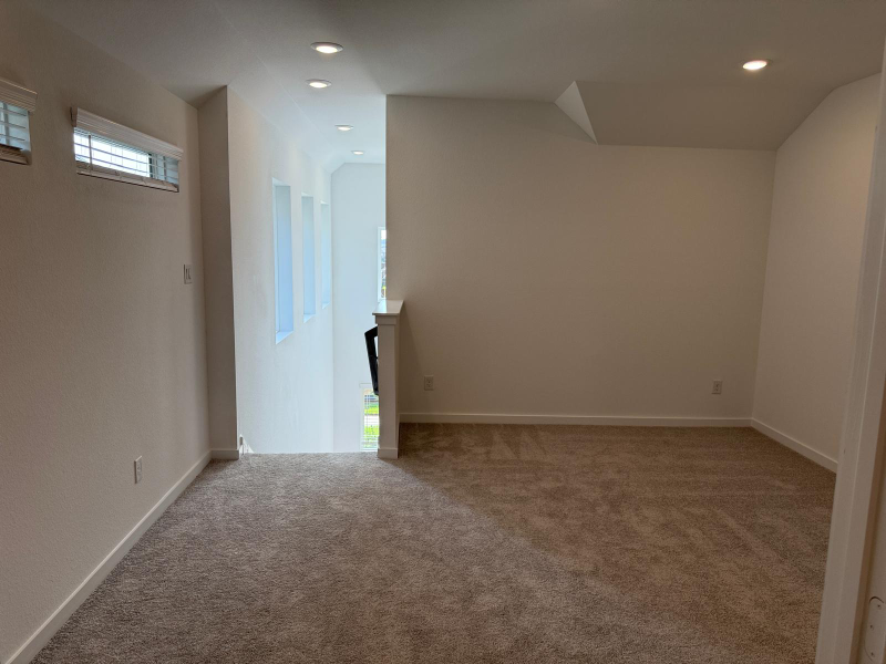 6423 Serenity Terrace Dr - Photo 7 of 20