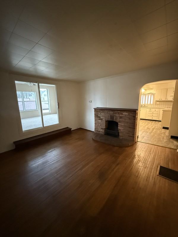 15 Arlington Ave - Photo 7 of 14