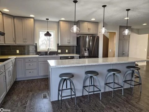 2645 255th St - Photo 4 of 12