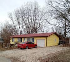 featured image of 6 Marion Dr