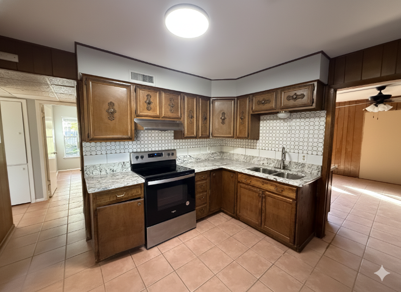 558 Congress Ave #1 - Photo 3 of 22