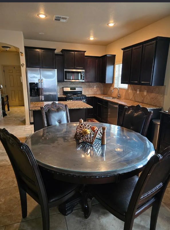 13844 Hollywood Dr - Photo 4 of 20