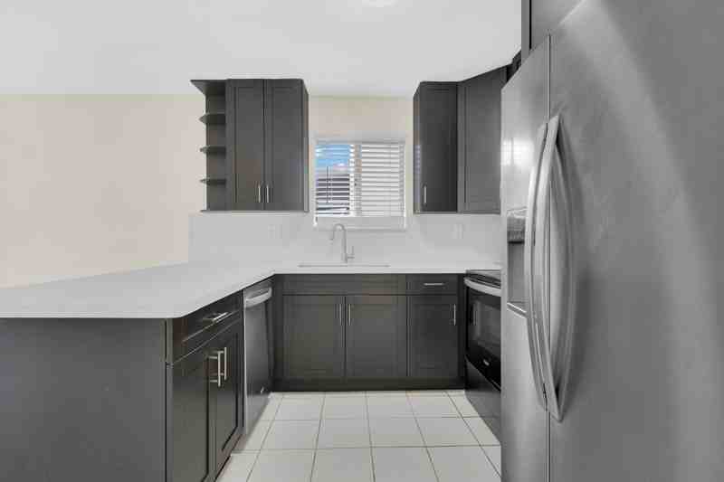 16214 Sw 137th Ct - Photo 5 of 14