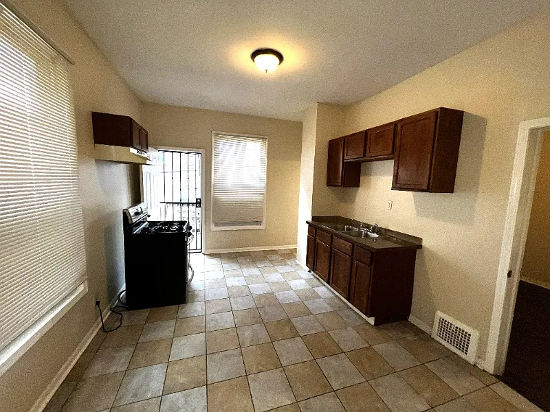 2879 E 77th St #3 - Photo 7 of 8