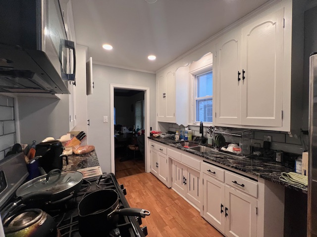 4536 Park Ave - Photo 4 of 15