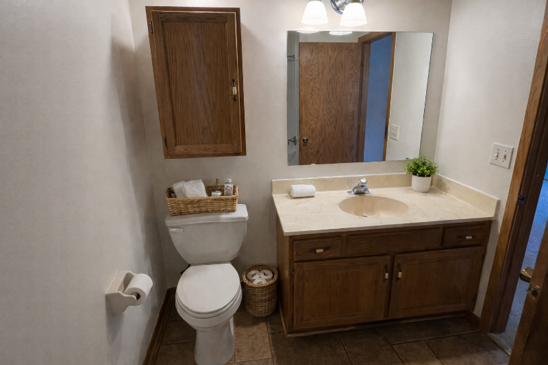 11252 Robinson Dr Nw - Photo 7 of 12