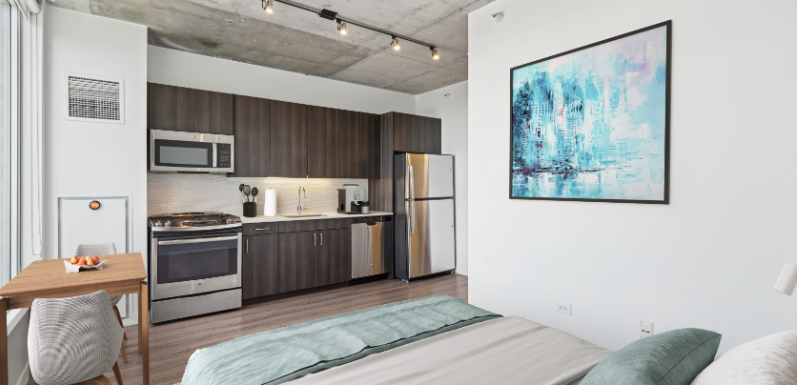 730 N Morgan St - Photo 2 of 15