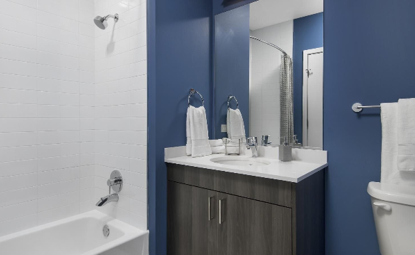 730 N Morgan St - Photo 4 of 15