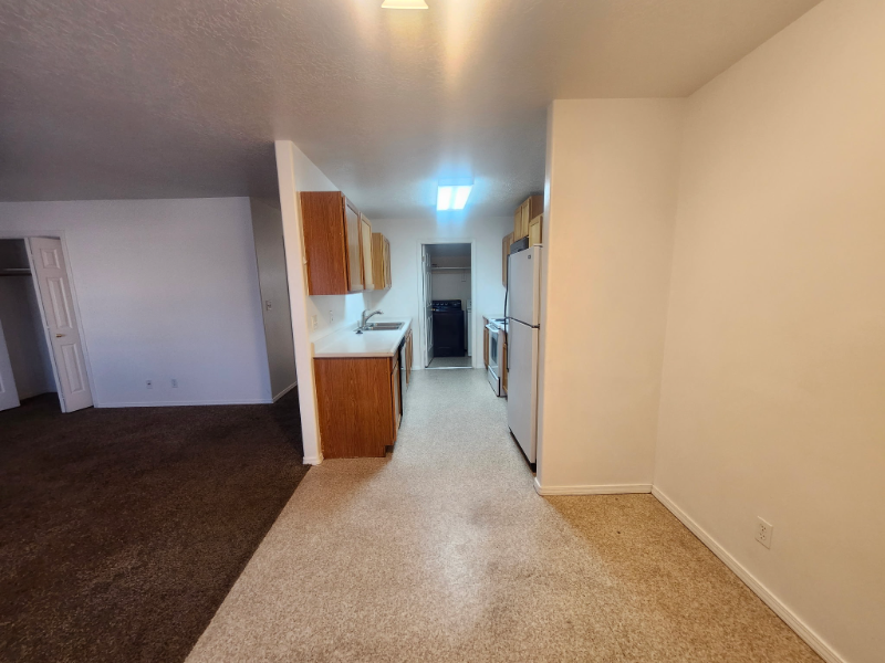 2140 Elizabeth Blvd #C - Photo 2 of 7