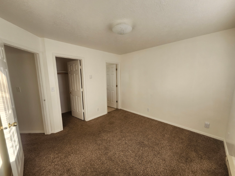 2140 Elizabeth Blvd #C - Photo 5 of 7