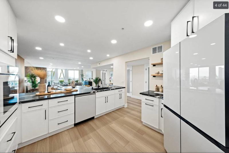 2414 Front St #16 - Photo 5 of 17