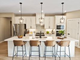 featured image of 1663 Jessamine Dr