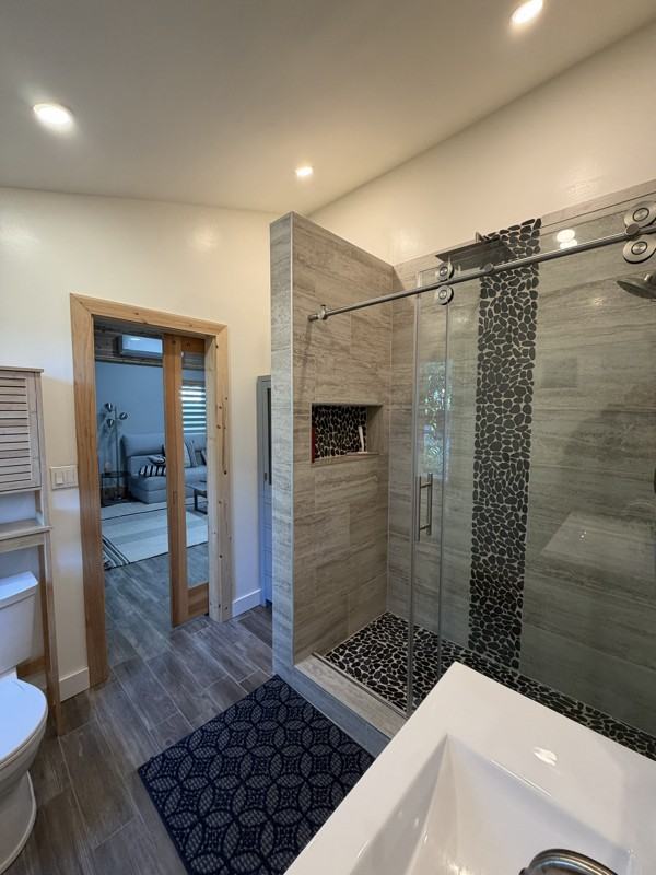 7711 Owensmouth Ave #A - Photo 5 of 9