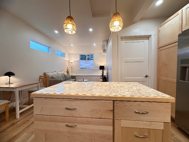 533 1/2 E 5th St - Photo 6 of 9