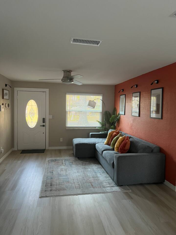 4332 Key Largo Dr - Photo 2 of 16