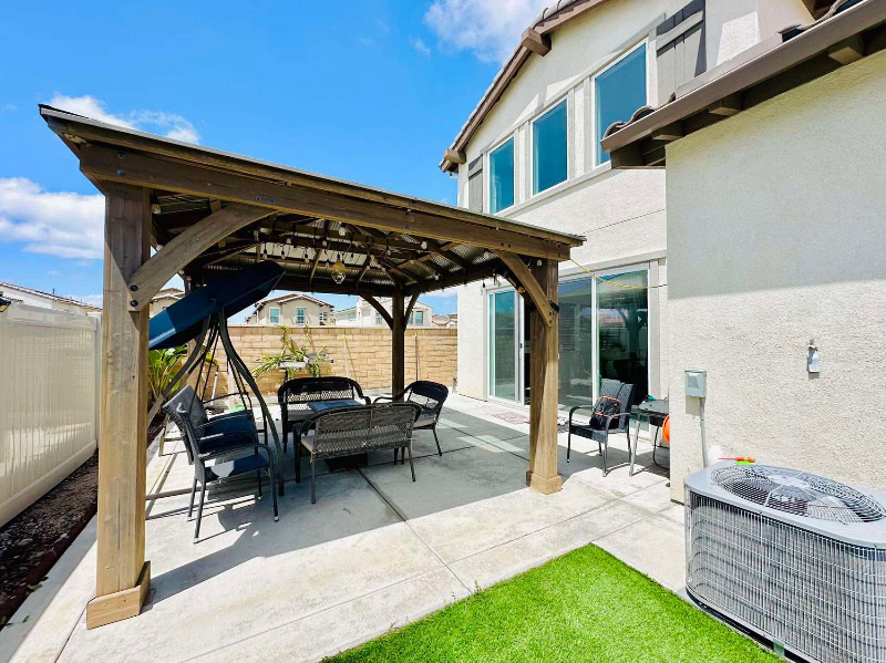 1416 Keck Rd - Photo 3 of 15