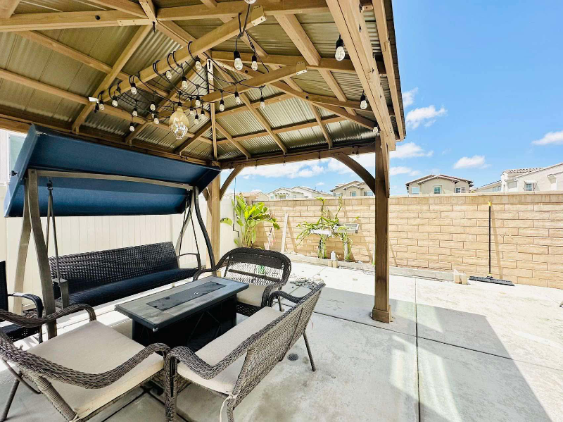 1416 Keck Rd - Photo 4 of 15