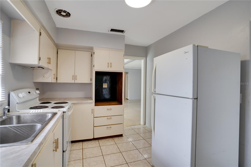 6238 13th Ave S ##Fl - Photo 6 of 20