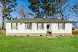 featured image of 2621 National Woods Dr