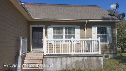 2708 Kennedy Dr - Photo 2 of 5