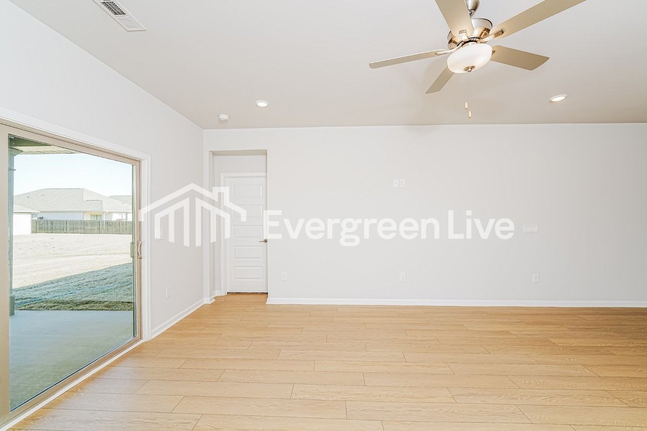 202 Paca Ln - Photo 5 of 16