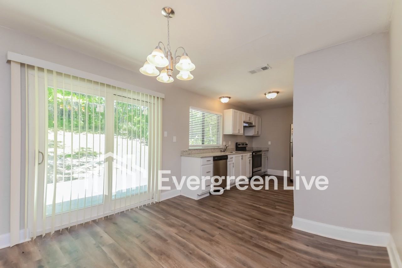 1225 Bard Dr - Photo 4 of 14