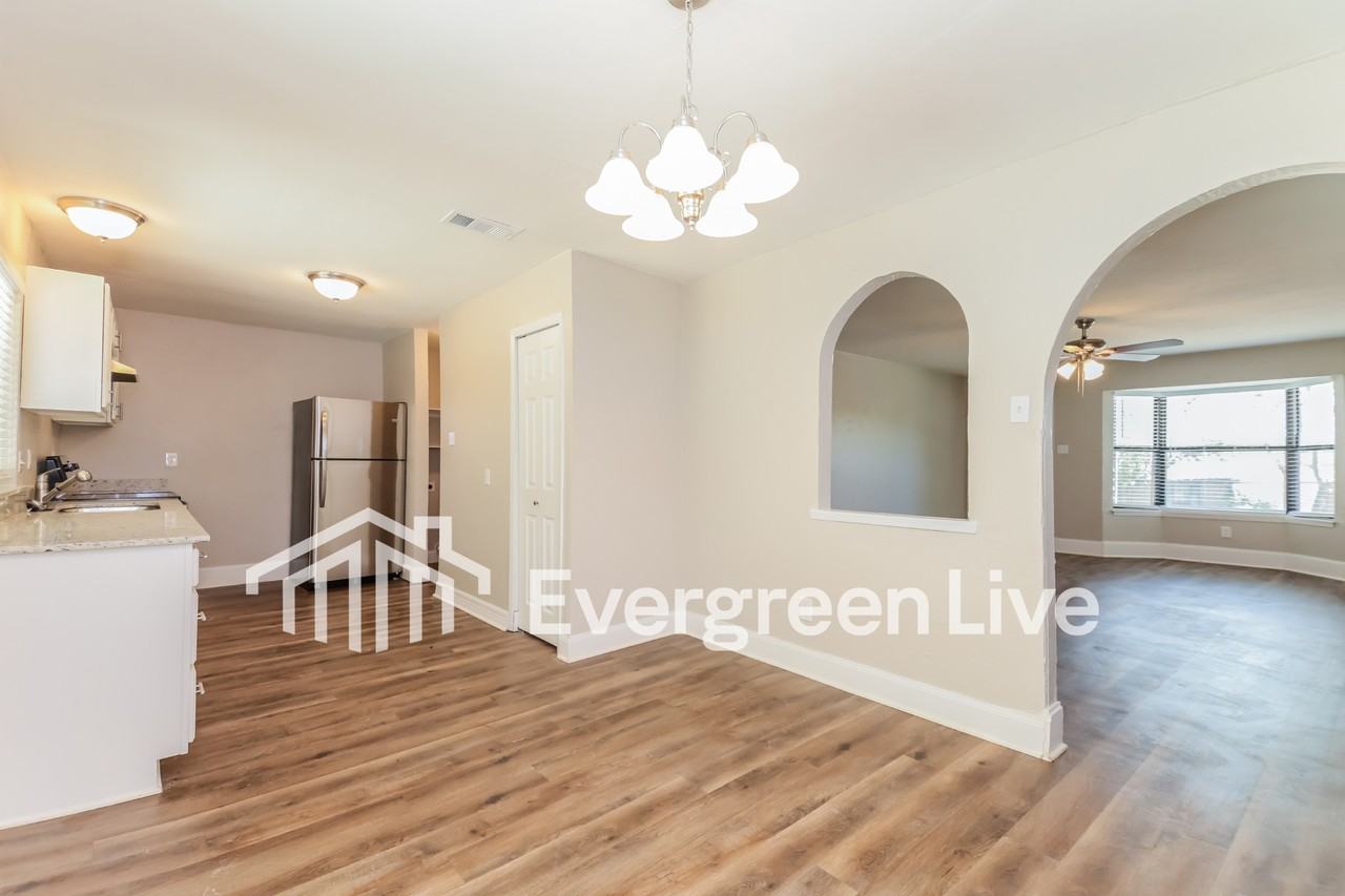 1225 Bard Dr - Photo 5 of 14