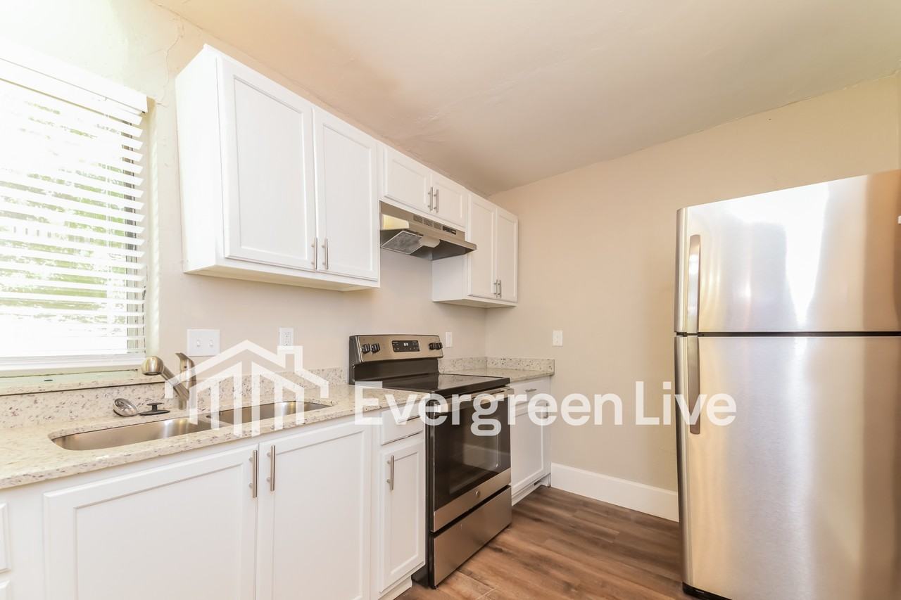 1225 Bard Dr - Photo 7 of 14