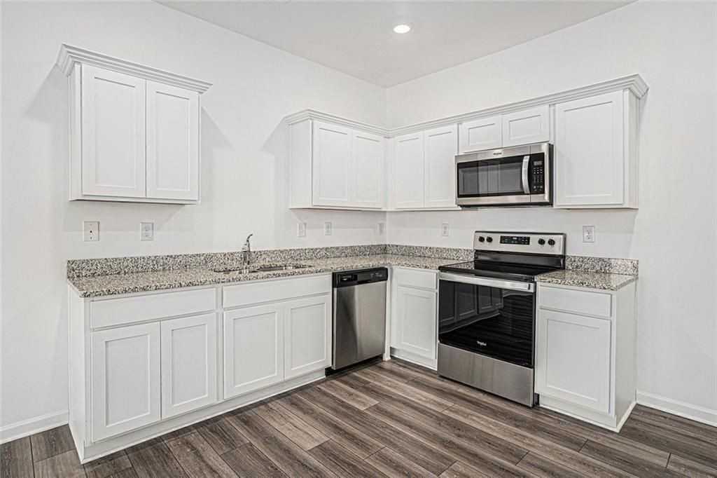 308 Penn Station Way - Photo 4 of 16