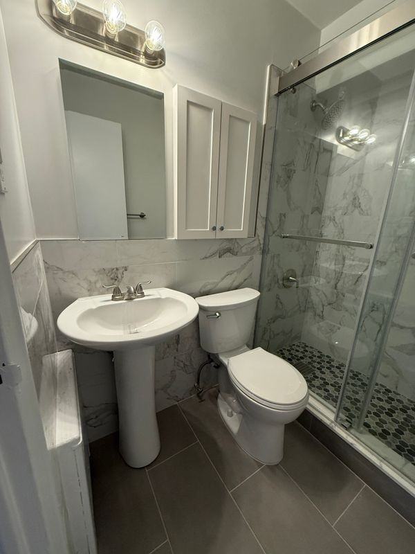 1446 Nepperhan Ave - Photo 5 of 7