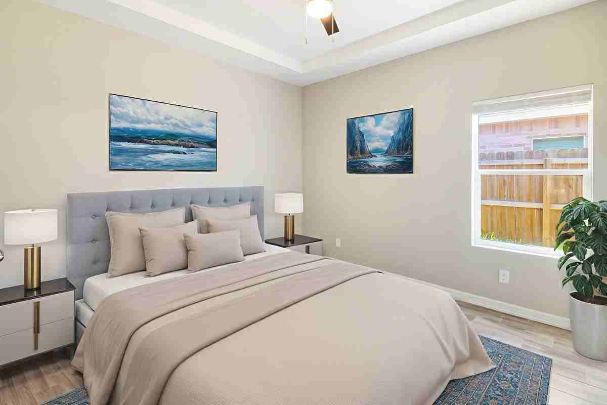 904 W Mahala Ave ##4 - Photo 5 of 12