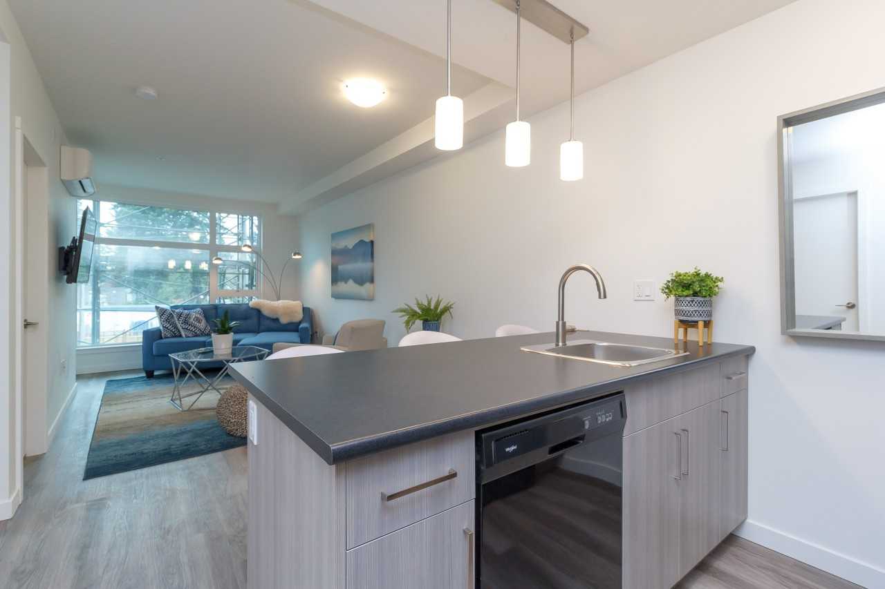 Peatt Commons 1 - Photo 3 of 9