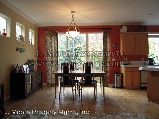 3242 Wild Rose Dr - Photo 3 of 16