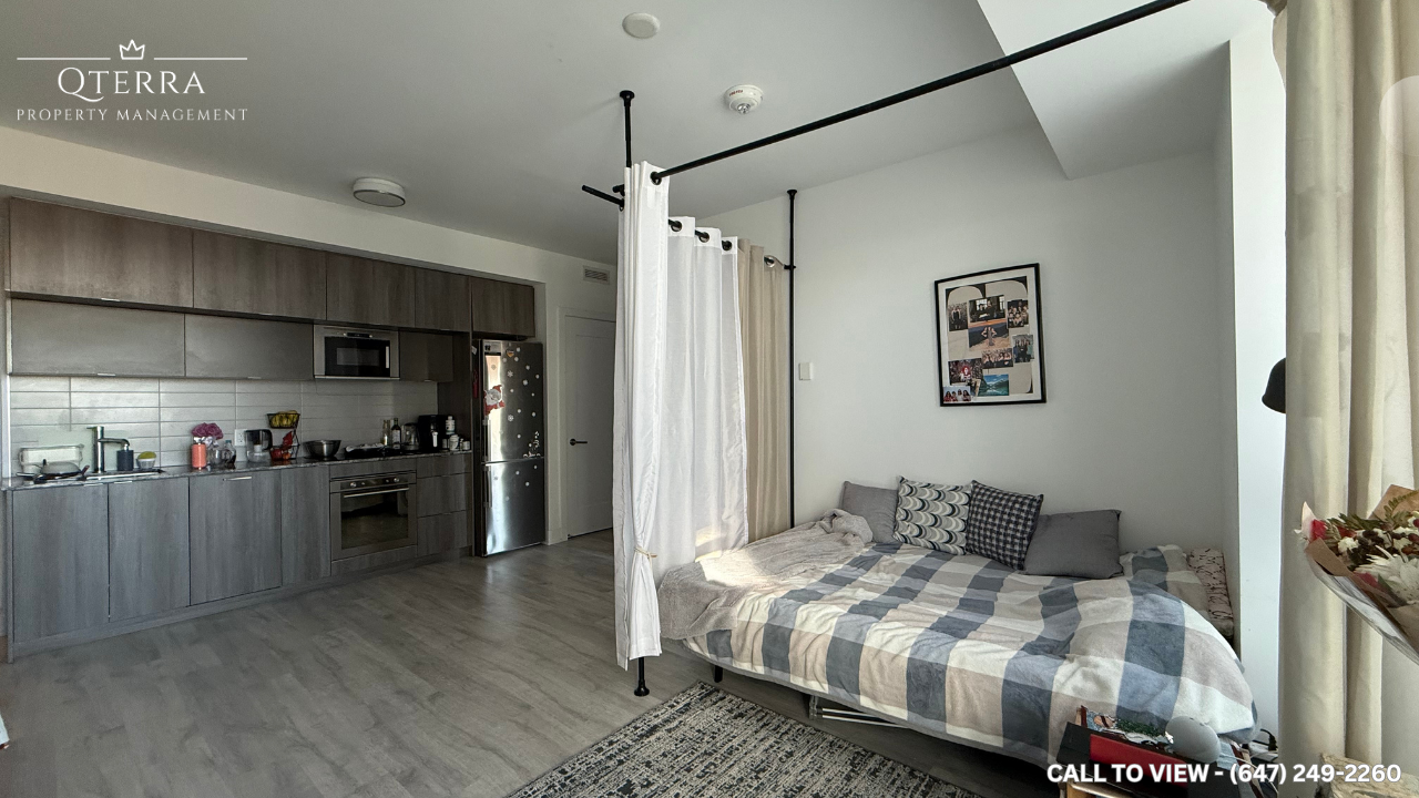 575 Bloor St E - Photo 3 of 11