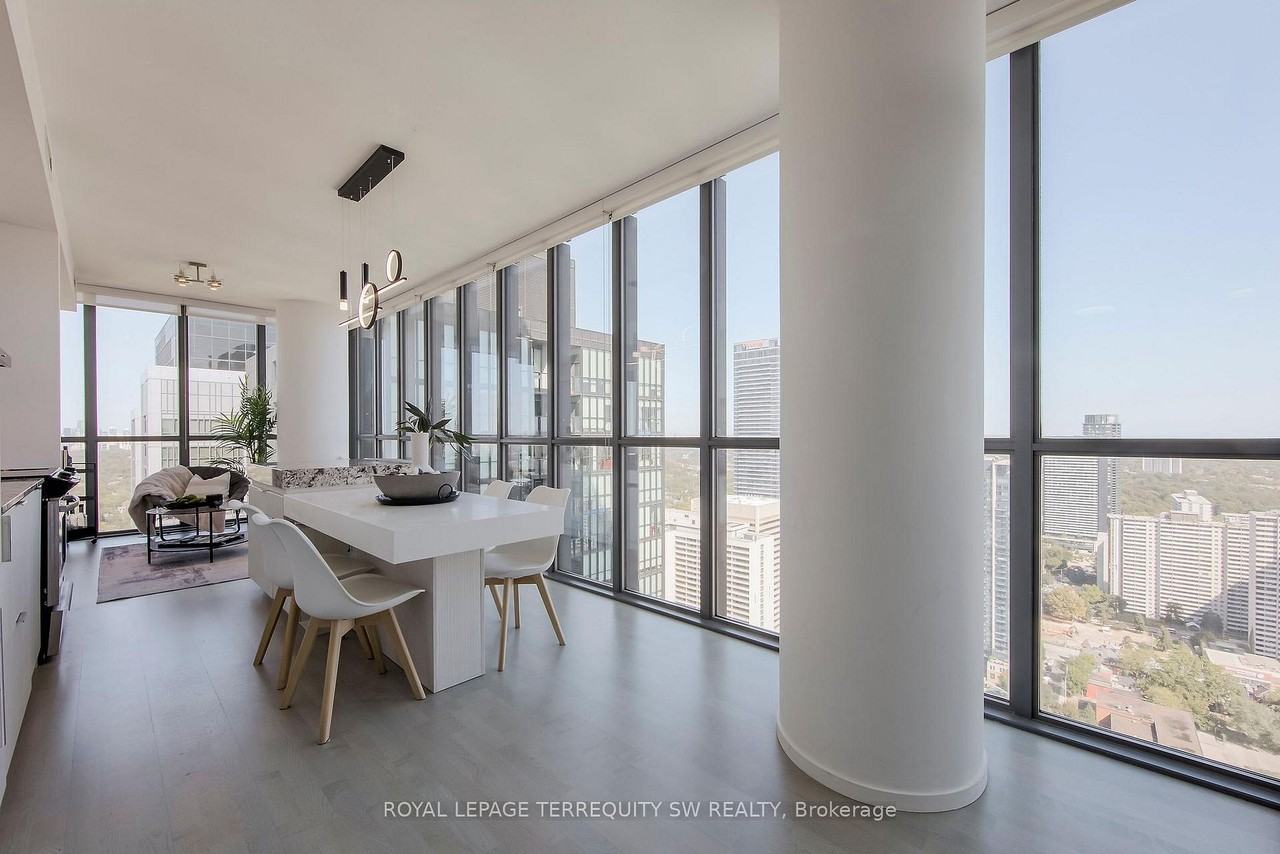 101 Charles Street East - Photo 5 of 21