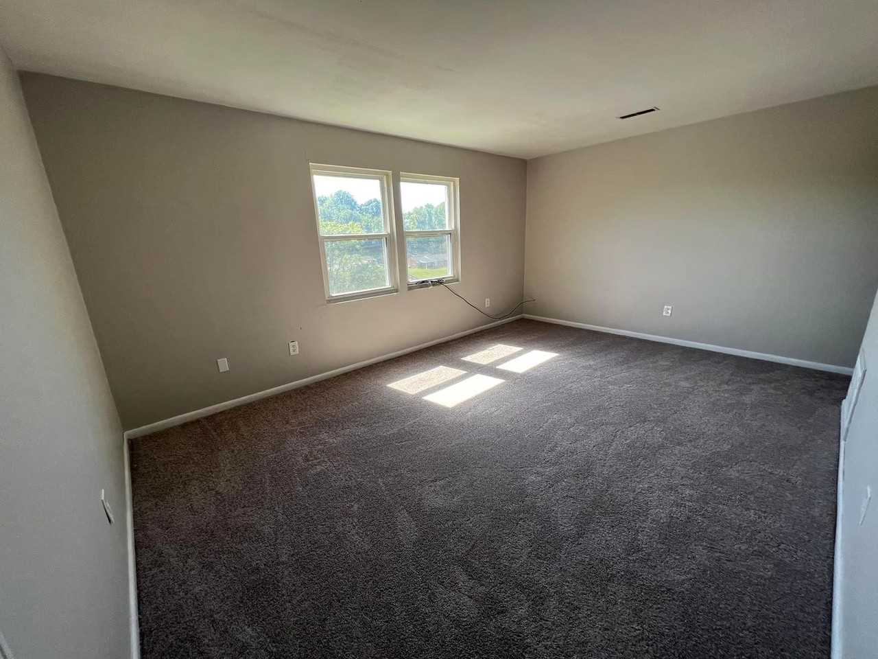 3802 Panorama Ave NW - Photo 7 of 7