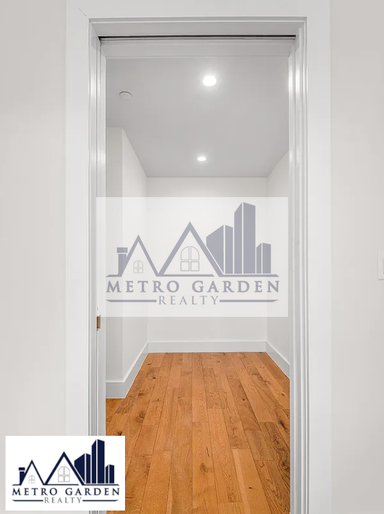 499 Evergreen Avenue #4A - Photo 6 of 17