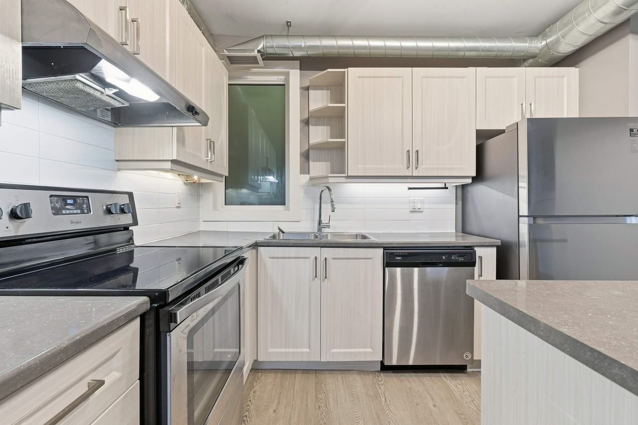 1000 King Street East #1012-1 - Photo 5 of 18