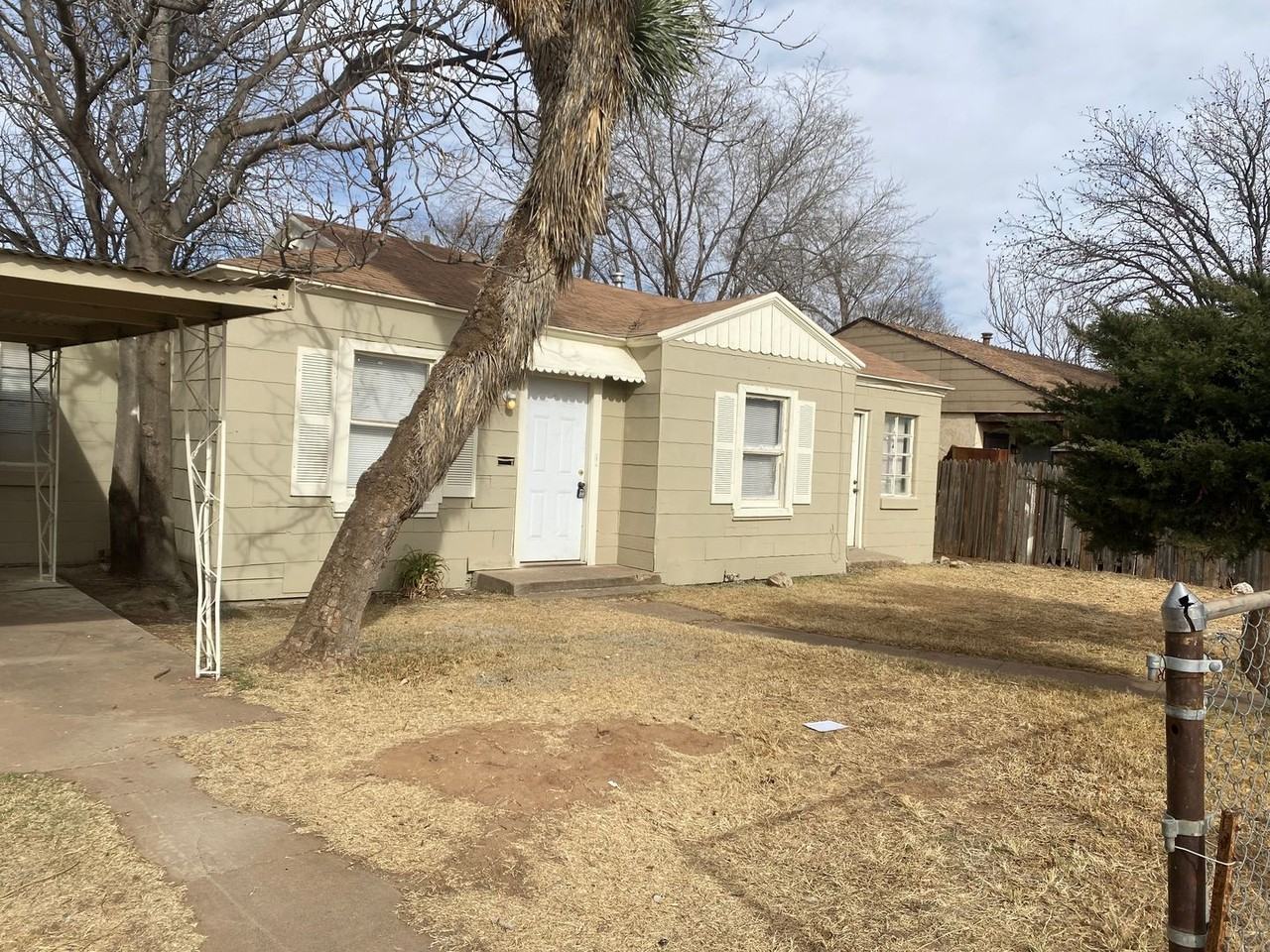 1518 30th St - Photo 2 of 17