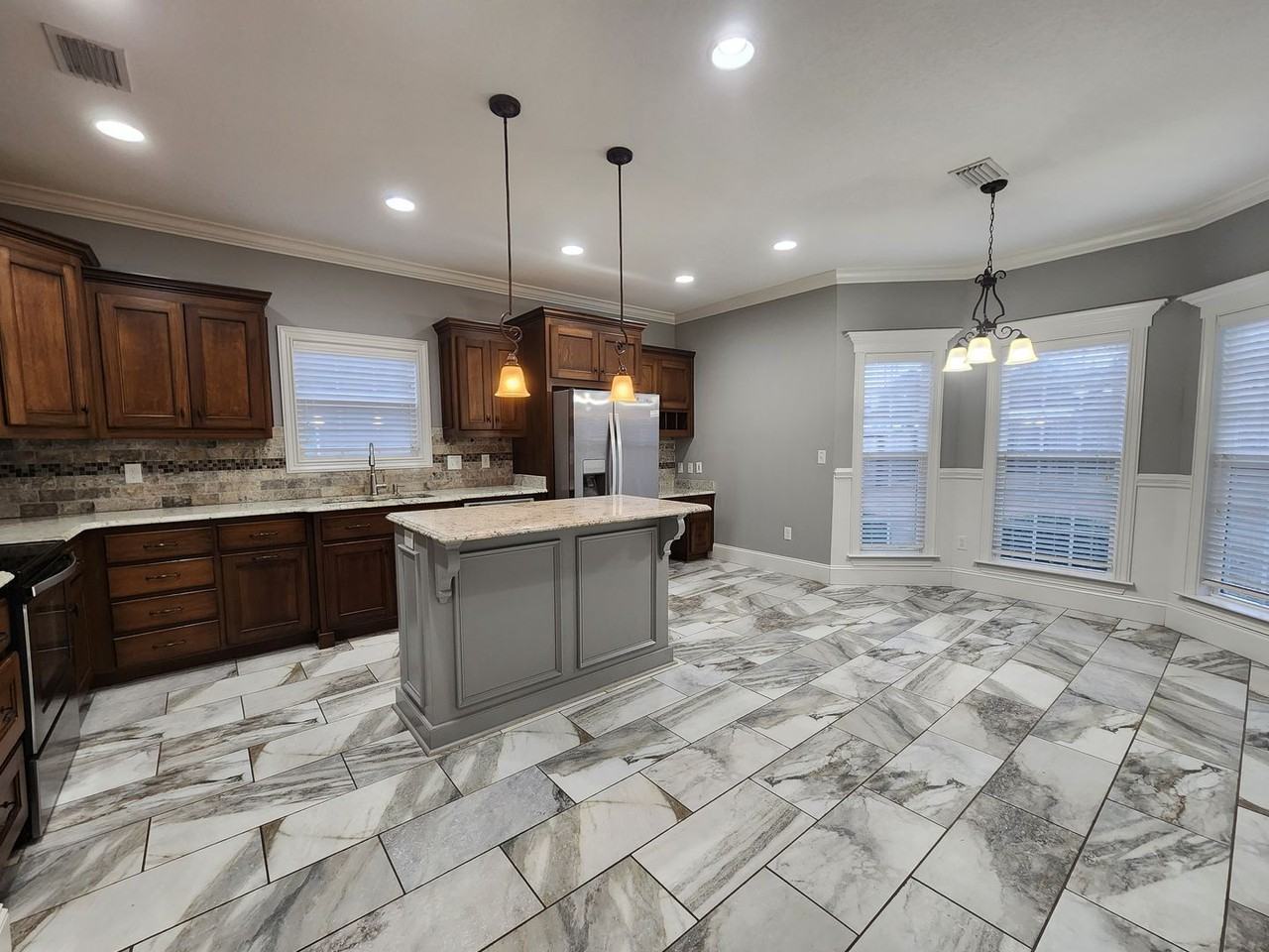 4153 Old Ivy Trce - Photo 2 of 15