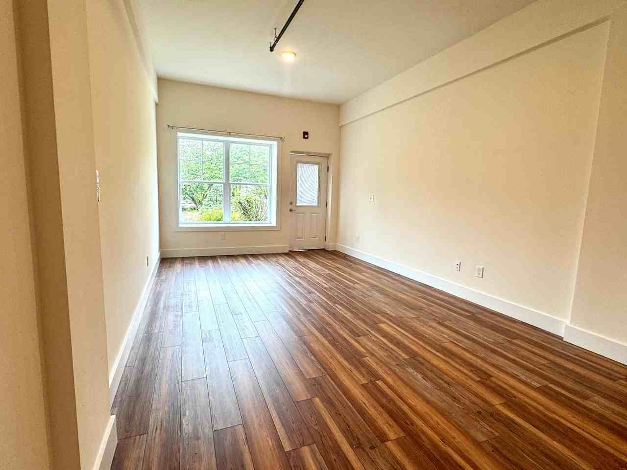 Creekside - Photo 7 of 30