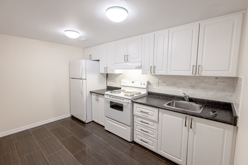 196 Old Colony Road #B - Photo 5 of 17