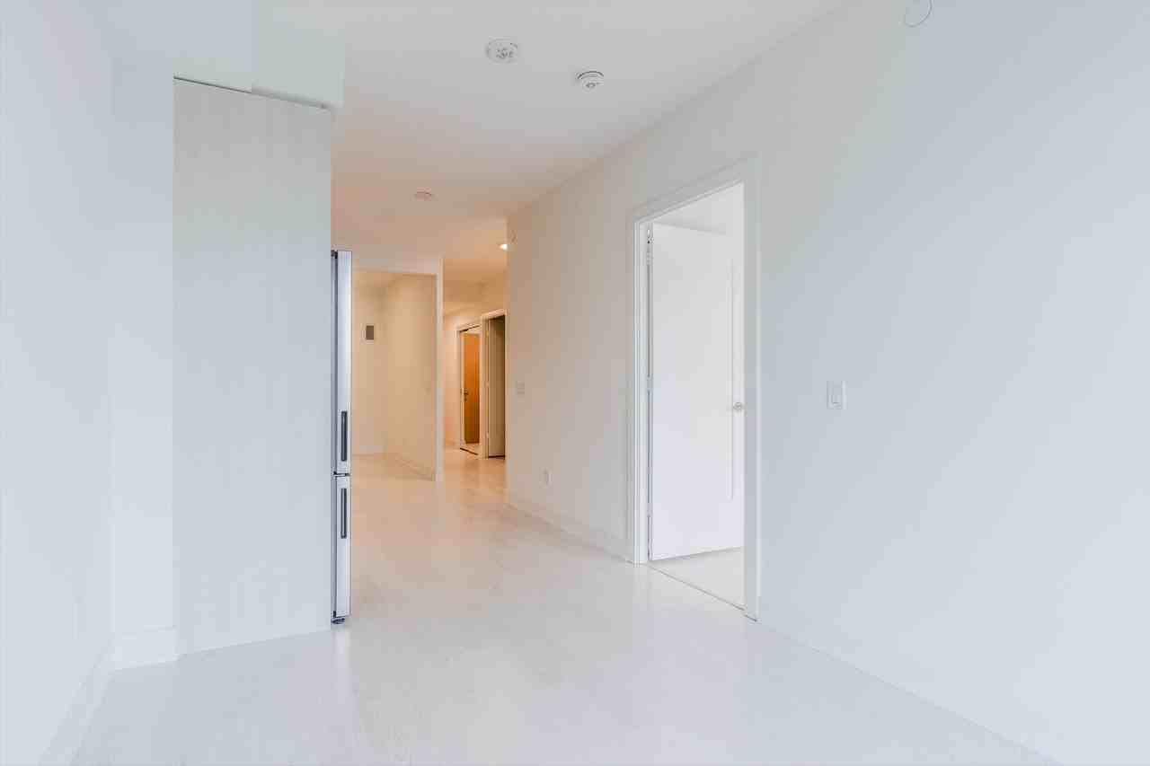 60 Central Park Roadway #502 - Photo 4 of 24