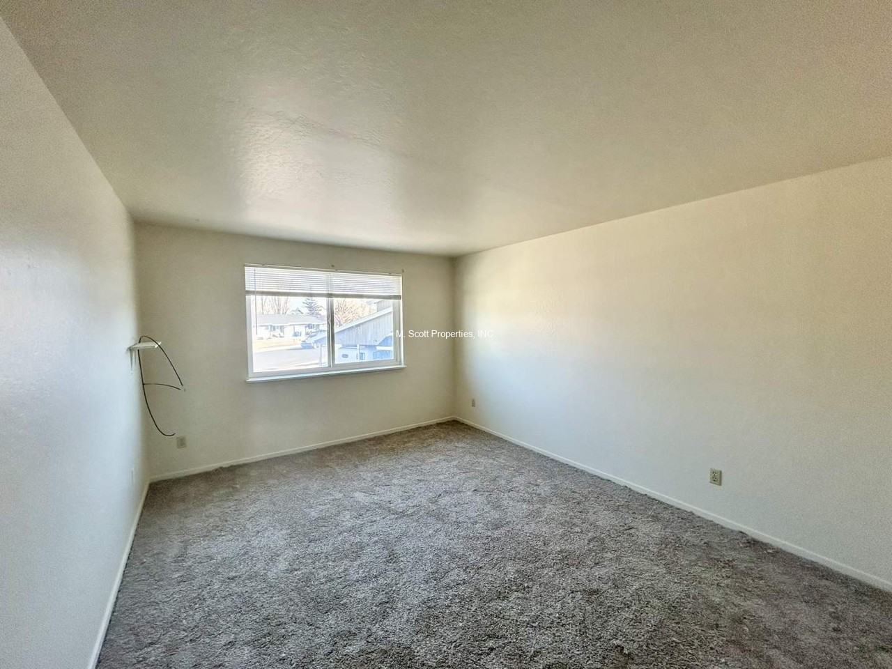 1476 Hussman Ave #C - Photo 5 of 12