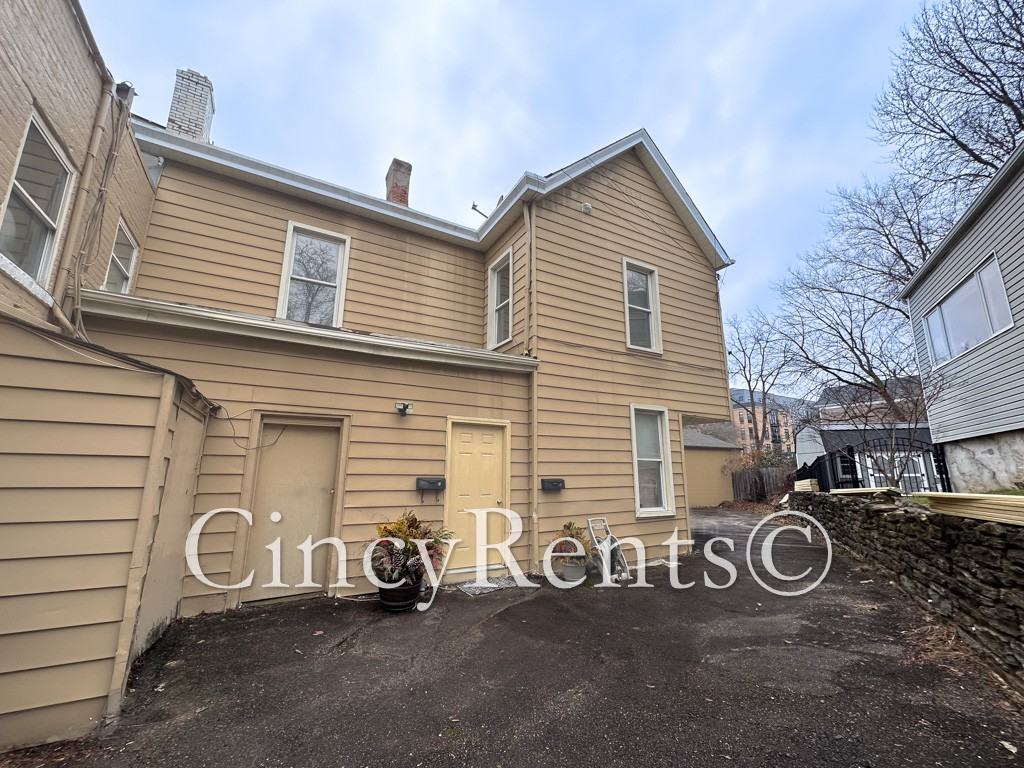 3540 Columbia Pkwy #3 - Photo 2 of 15