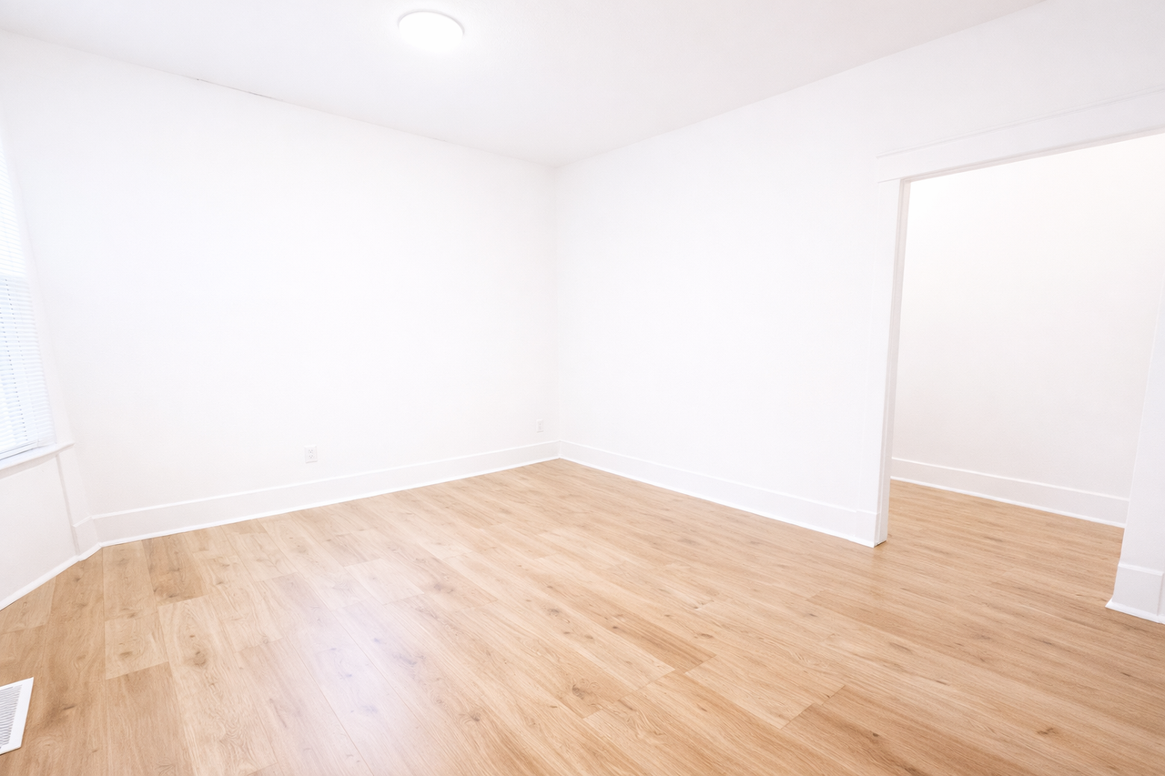 2501 E 5th Ave #B - Photo 2 of 8