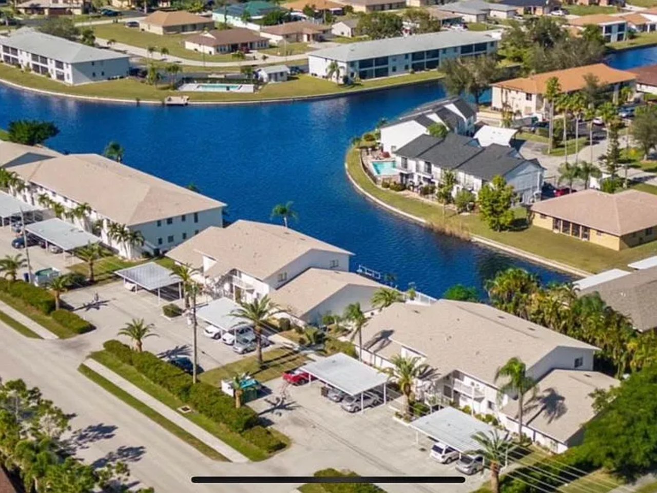 1259 Se 8th St #A - Photo 4 of 13