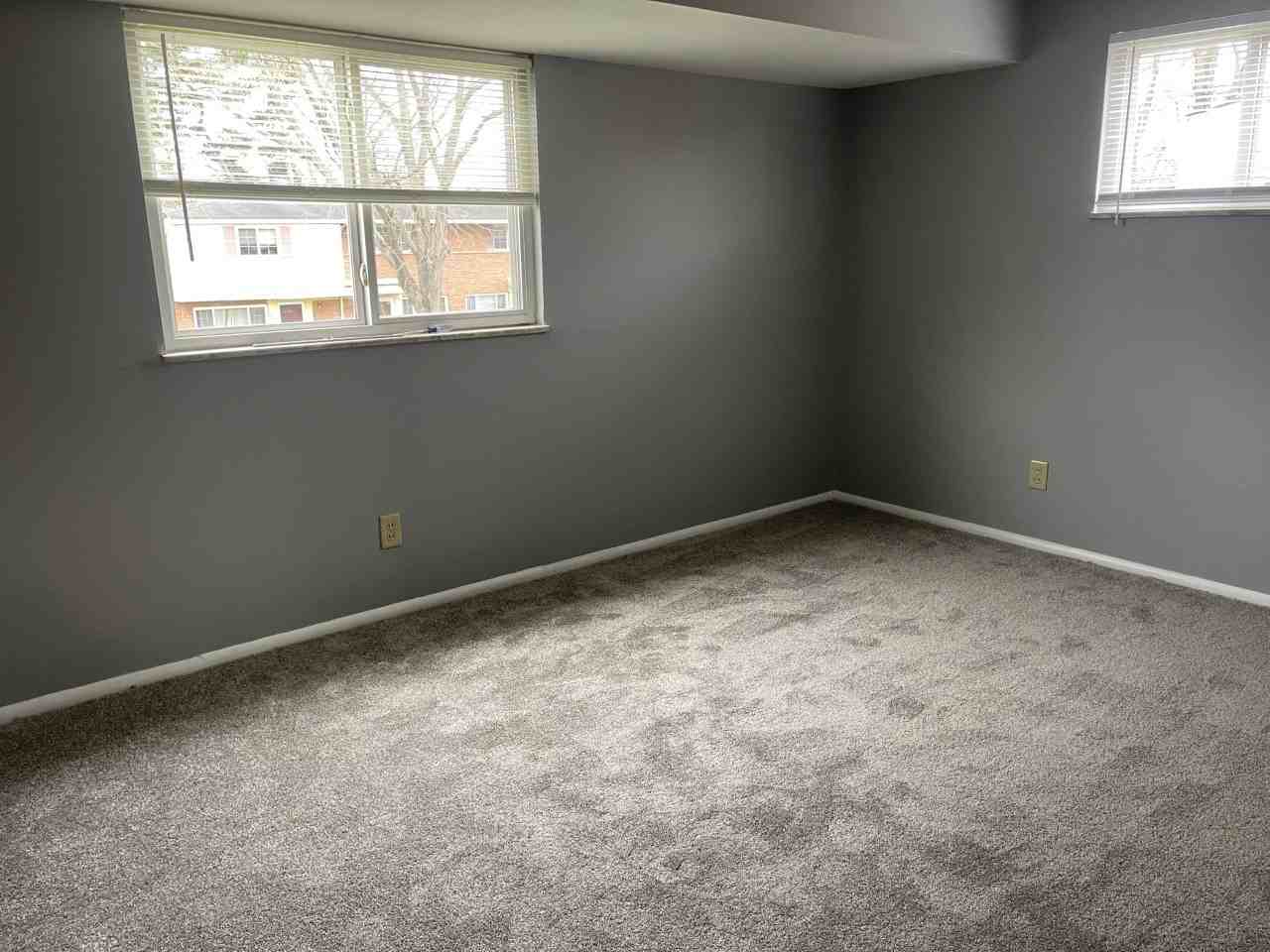 4944 Fairway Ct #4944 - Photo 3 of 10